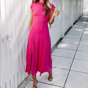 Vici MIDI Dress